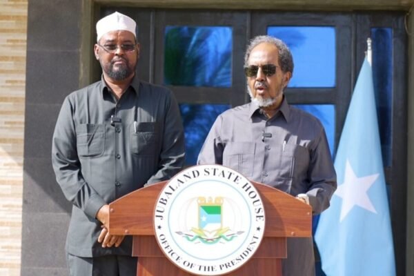 Somalia’s President Heads to Kismayo for Key Meeting with Jubbaland President
